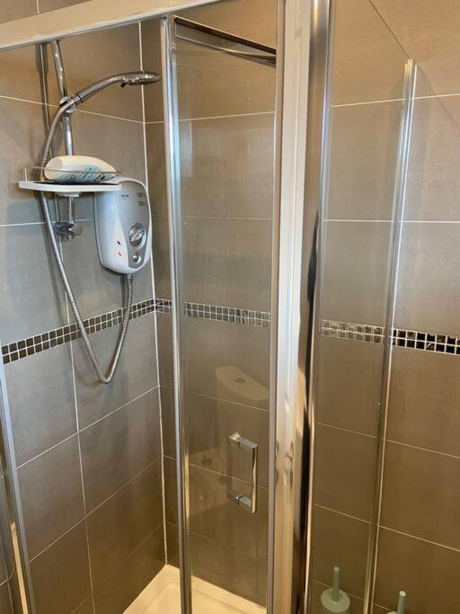 Garland Way 2 Bed House Sheffield Free Parking 5 Min From M1 Villa Mosborough Buitenkant foto